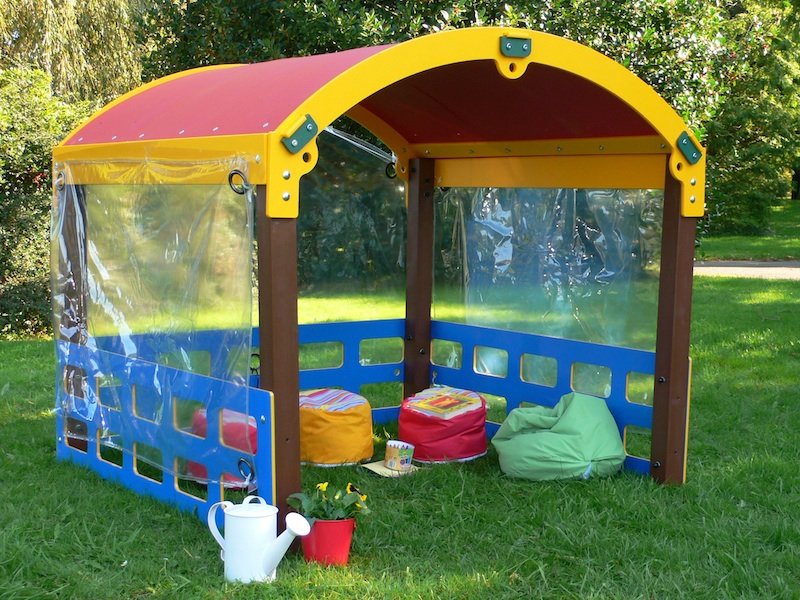 Reccled Plastic Curved Roof Play Den from Kedel Limited